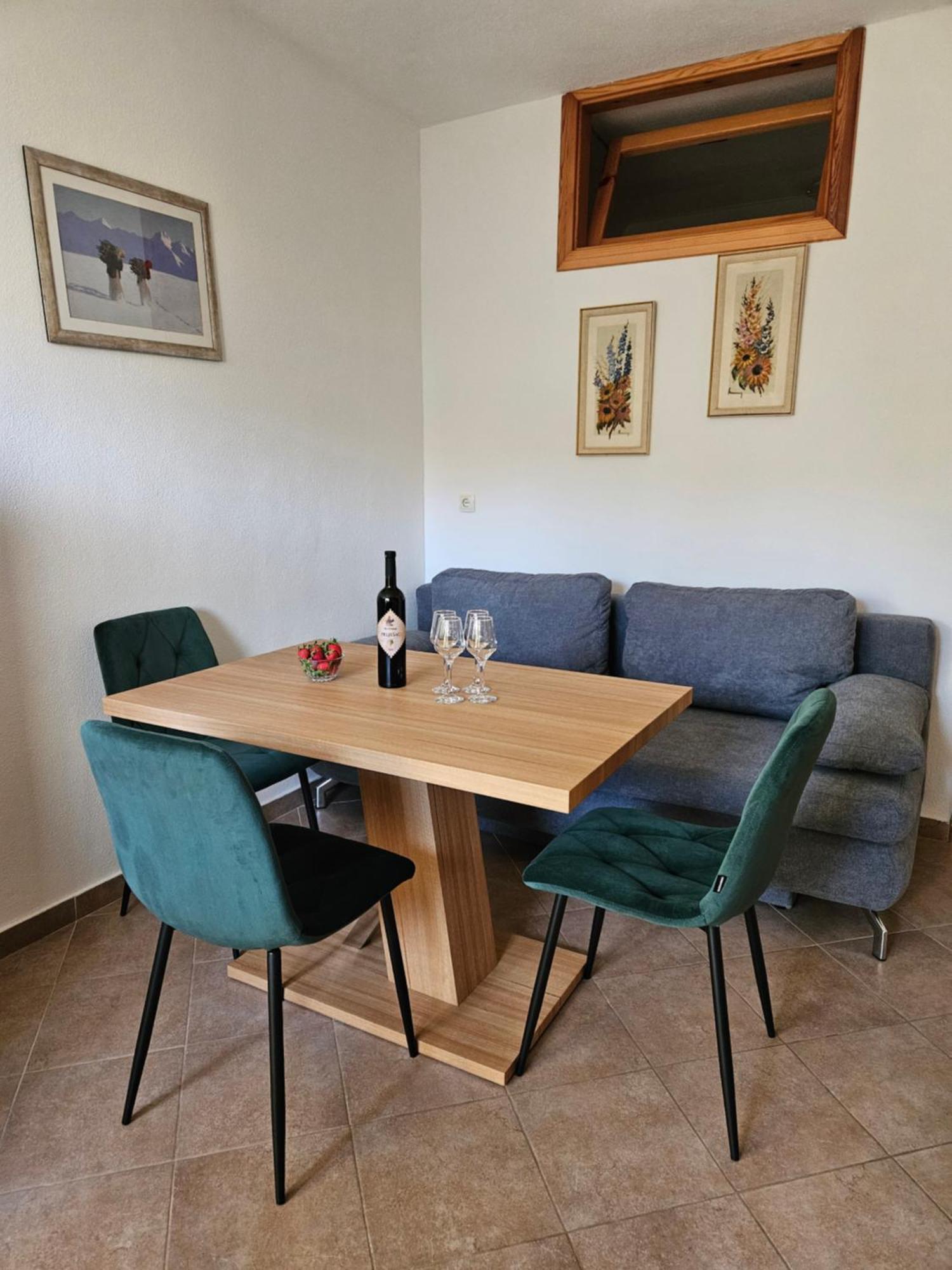 Apartmani Natasa Локва Рогозница Екстериор снимка