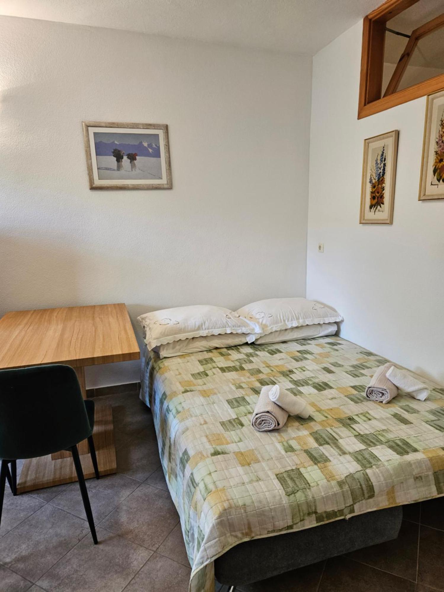 Apartmani Natasa Локва Рогозница Екстериор снимка