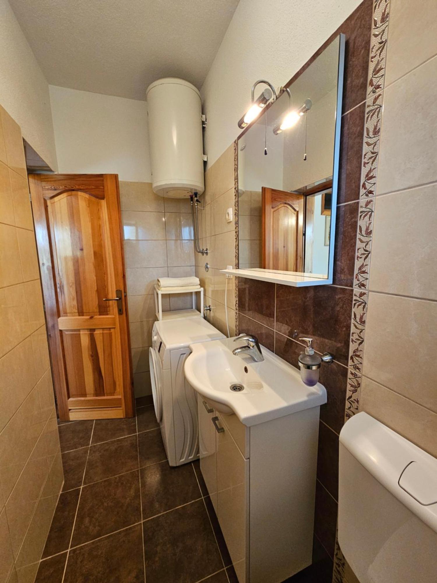 Apartmani Natasa Локва Рогозница Екстериор снимка