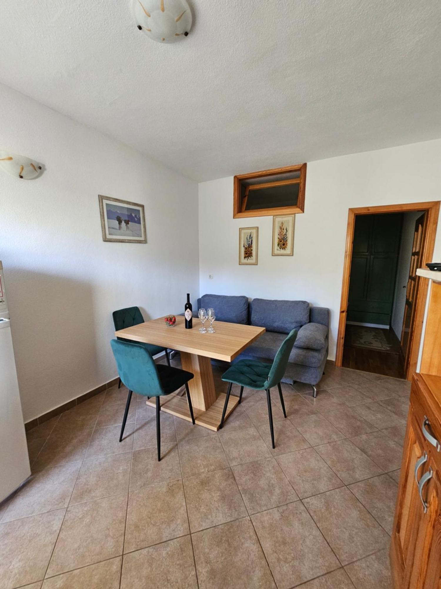Apartmani Natasa Локва Рогозница Екстериор снимка
