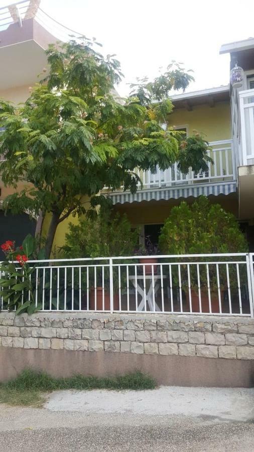 Apartmani Natasa Локва Рогозница Екстериор снимка